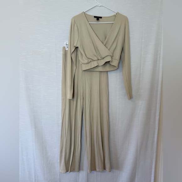 Forever 21 Beige Lounge Set - Picture 1 of 4